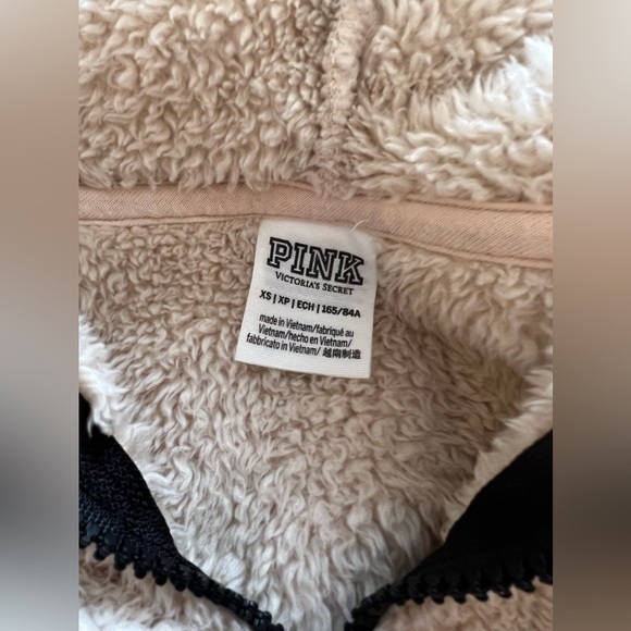 PINK by Victoria's Secret - Picture 2 of 3